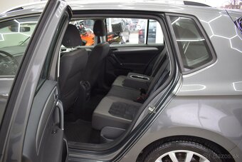 Volkswagen Golf Sportsvan 1,4 TSi 92 kW, 1.maj,NAVI,XEN,LED - 8