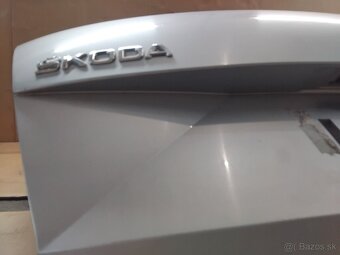 dvere kufra Octavia 3 - LA7W 8E8E - 8