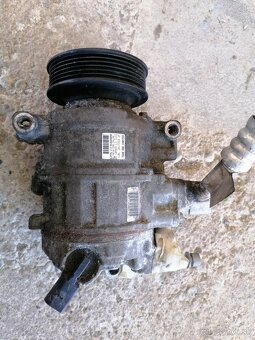 Audi Q5, 2,0 tdi - 8
