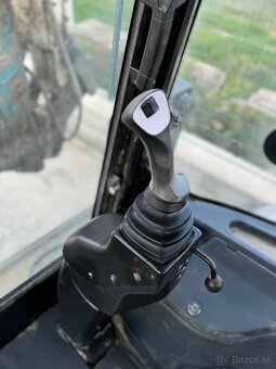 Terex TLB990/2018 joystic traktor bager - 8