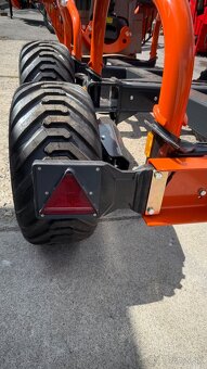 Vyvažací vlek,vývozka MTM 10T s HR Hydraulickou rukou 6.6m - 8