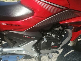 Honda CB 125F - 8