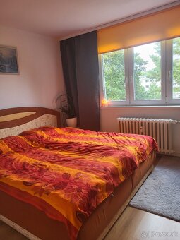 Predám 4izbovy prerobený, zariadený a klimatizovaný - 8