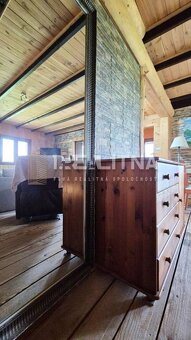 PRIESTRANNÝ DREVODOM S NÁDHERNÝM VÝHĽADOM, ĽUBIETOVÁ, POZEM - 8