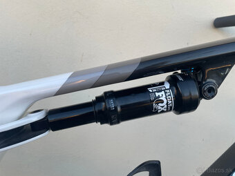 Canyon Lux WC CF6 - nový rám - 8