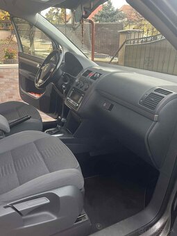 VW TOURAN 2.0 TDI - 8