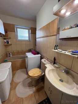 Na predaj 2 izbový byt vo Valaskej,balkón,rekonštrukcia - 8