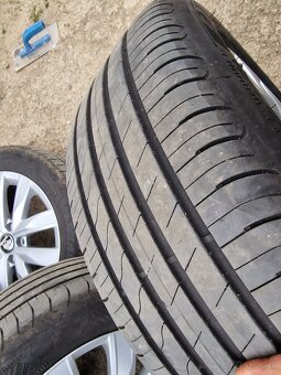 Vw R17 215/55 - 8