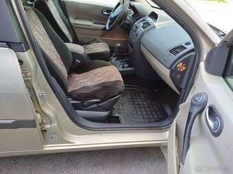 Renault Megane II sedan 1,6 benzín - rok 2008 - Klimatizácia - 8