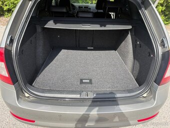 Škoda Octavia Combi 2.0 TDI, Laurin & Klement - 8