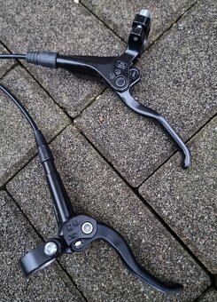 Hydraulicke brzdy Shimano - 8