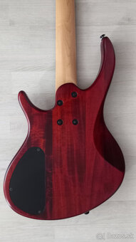 Predam basgitaru / bassgitaru - 8