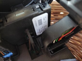 Predám podvolantovy set škoda Octavia 2 - 8