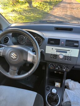 Suzuki Swift 1.3 benzín, nová STK/EK - 8