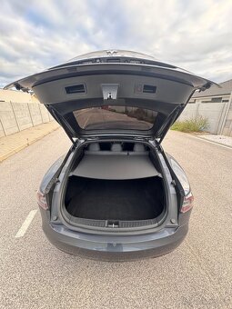 Tesla Model S 2018 100D - 8