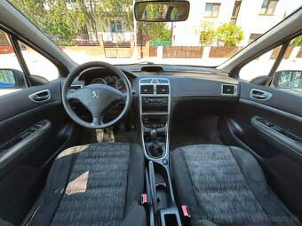 Peugeot 307 2.0 HDi 79kW, 11/2002 - 8