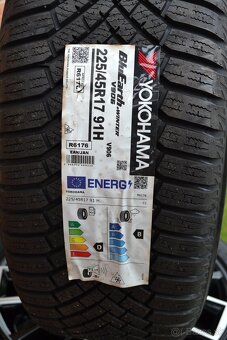5x114,3 R17 Zimna sada Original Toyota Corolla + 225/45 R17 - 8