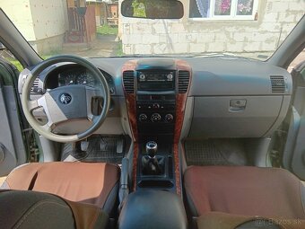 Kia Sorento 2.5 CRDi - 8