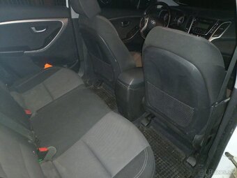 Predám Hyundai i30 1.6 crdi r.v 2016 - 8