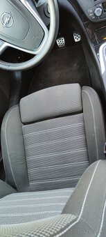 Opel Insignia 2.0 CDTi 118kw - 8