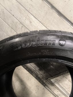 Predám pneumatiky Barum letné 235/45R17 - 8