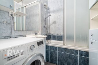 NA SKOD OD PRÍRODY - 3 izb. s LOGGIOU 74 m2 - Nad Lúčkami, B - 8