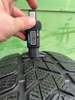 Zimné pneumatiky pirelli 225/55R16 - 8