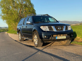 NISSAN NAVARA DOUBLE CAB 2,5 - 8