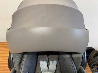 Polohovateľná autosedačka Cybex Cloud T i-Size Plus - 8