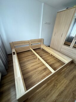 Dvojlôžková posteľ z masívu - 8