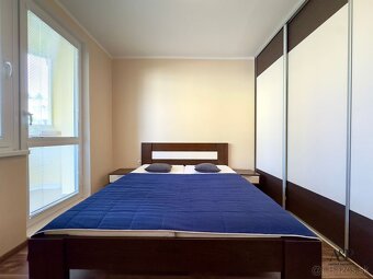 KOMPLETNE REKONŠTRUOVANÝ 3 IZB. BYT S LOGGIOU, 68M2, HOLLÉHO - 8