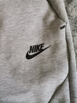 Nike tech fleece tepláky - 8