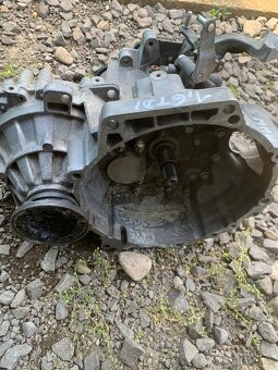 Predám prevodovku 5rychlost 1,9; 1,6 TDi vw Seat - 8
