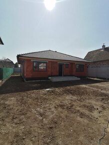 ZNÍŽENÁ CENA Rodinný dom - holodom - Šurany (Argentína) - 8