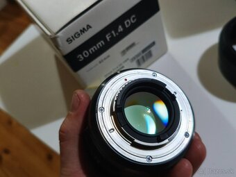 Sigma 30mm F1,4 DC HSM Art pre Nikon bajonet F - 8