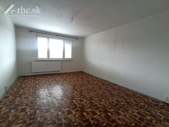 3-IZB.BYT S BALKÓNOM - HRNČIARSKA, STROPKOV - 8