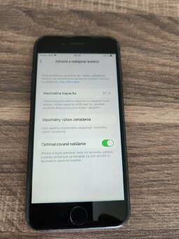 Iphone 8- 64 GB - 8