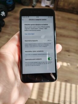 Iphone SE 2020 64g - 8