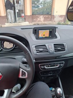 ........renault megane.... - 8