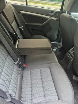 Skoda octavia 2.0 tdi 103kw - 8