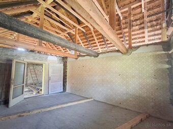 Ľudový zrubový dom na predaj v Tvrdošíne časti Medvedzie - 8