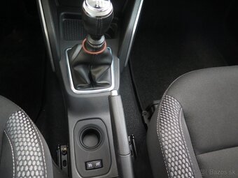 Dacia Duster 1.2TCe,92kW,navi,klima,kamera,výhřev - 8