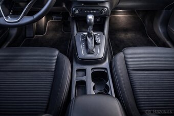 FORD FOCUS ST-LINE - 8