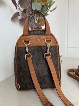 Michael Kors mini ruksak / kabelka - 8
