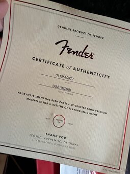 GITARA FENDER MUSTANG AMERICAN PERFORMER USA - 8