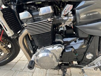 SUZUKI GSX1400, r.v 2007, 45.300km, AKRAPOVIČ - 8