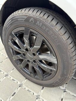 ŠKODA Octavia Combi 2.0 TDI Exclusive rok 2010 - 8