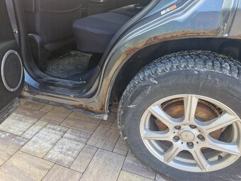 Suzuki grand vitara 1.9 ddis - 8