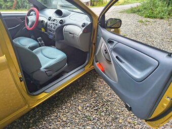 Toyota Yaris , nová TK a EK do 7/2027 - 8