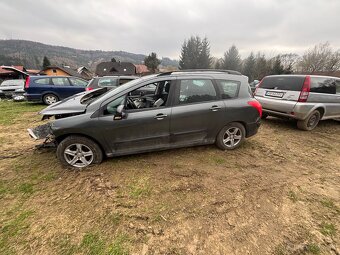 Peugeot 307 sw 1.4vvti Rozpredam na náhradné diely - 8